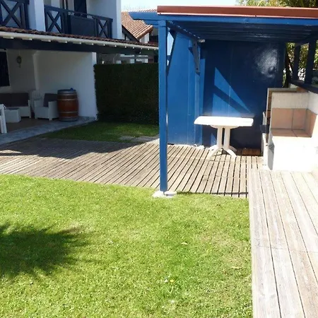 Сasa de vacaciones Maison Mitoyenne Jardin Piscine Tennis *